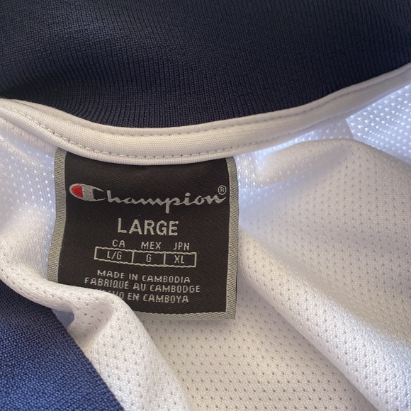 Champion Bomber Jacket - Picture 4 of 4